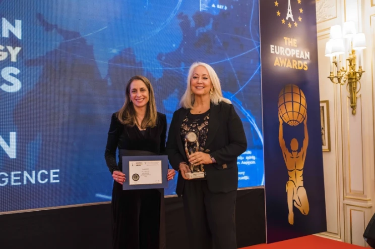 European Technology - Awards 2021 QALEON - Business Intelligence